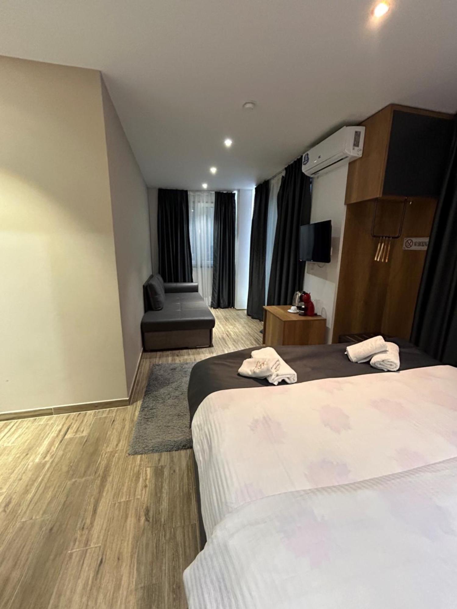 Comfort Hotel Struga Exterior photo
