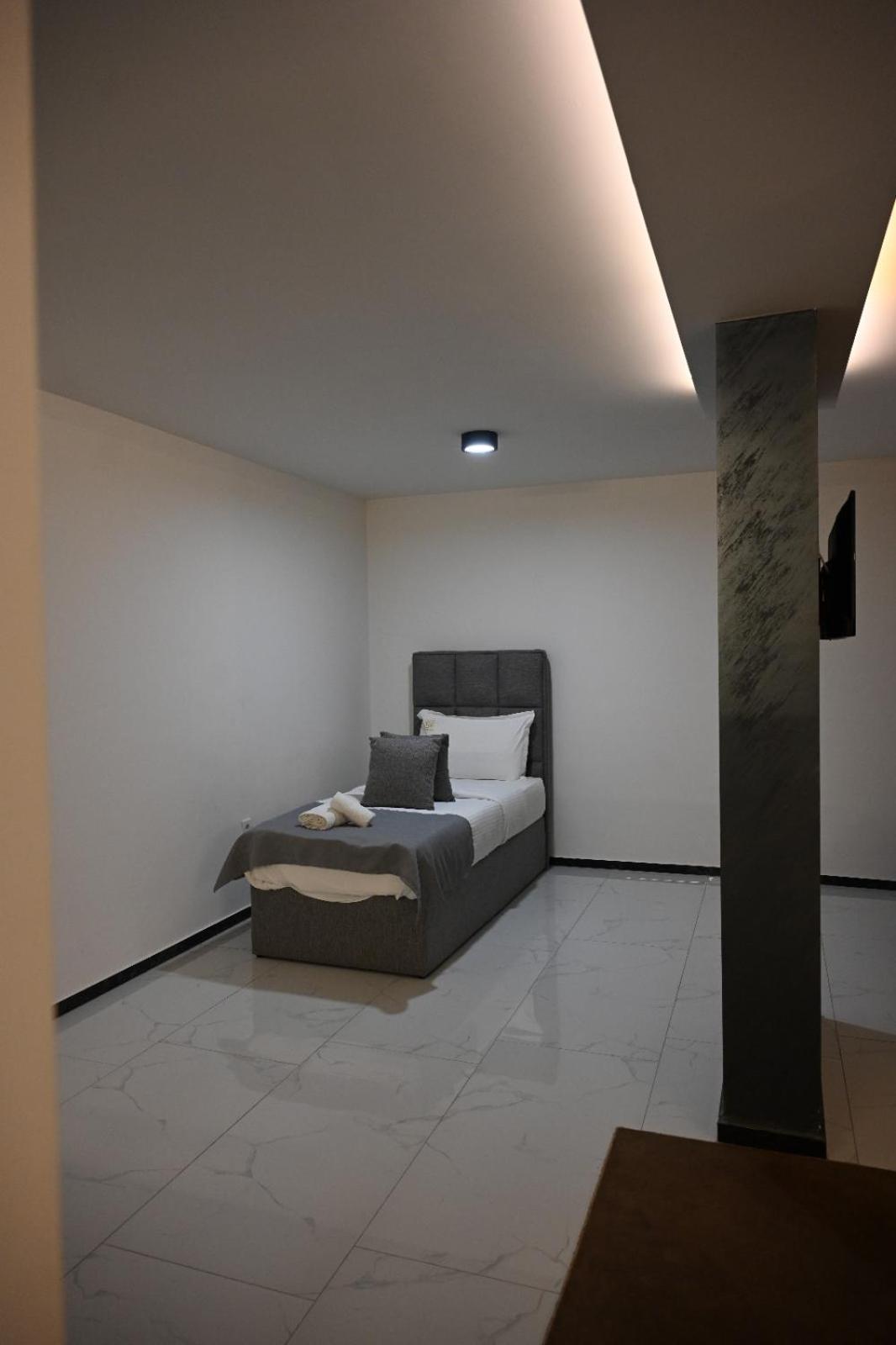 Comfort Hotel Struga Exterior photo